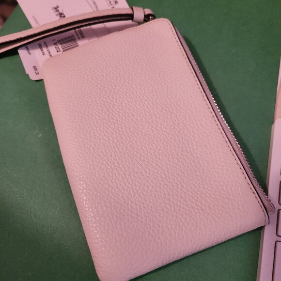 NWT Coach Wristlet F25839 Corner Zip Pouch - Picture 3 of 9